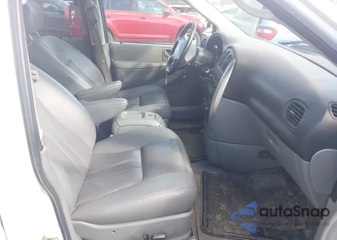 2005 Chrysler Town & Country Touring z USA, uszkodzony, nr VIN 2C4GP54L45R452798